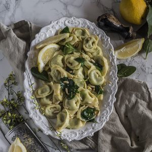 tortelli con spinaci casatella e asiago