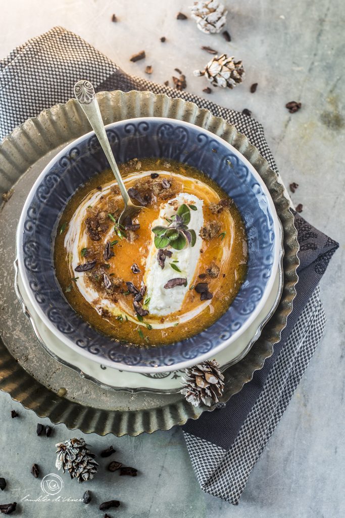 zuppa di cachi piccante ai cinque sensi